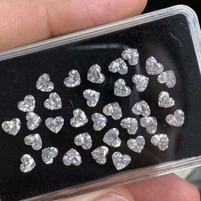 8.35ct Total. 33pcs Natural DE Color VVS-VS Clarity Heart Shape Layout.