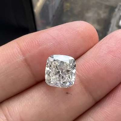 4.03ct Natural KL Color SI1 Clarity Cushion Cut Diamond