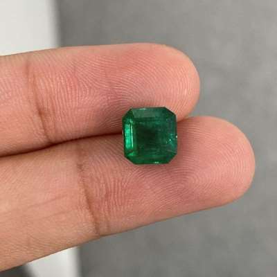 2.47ct gia certified natural ZAMBIAN square emerald cut emerald gemstone