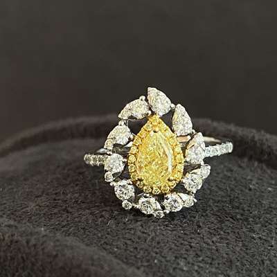 Designer convertible ring to a pendant in 18k gold