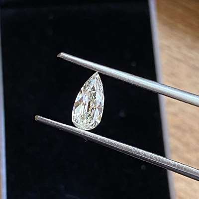 0.40cts GIA certified Natural L color IF clarity long Pear shape Diamond 