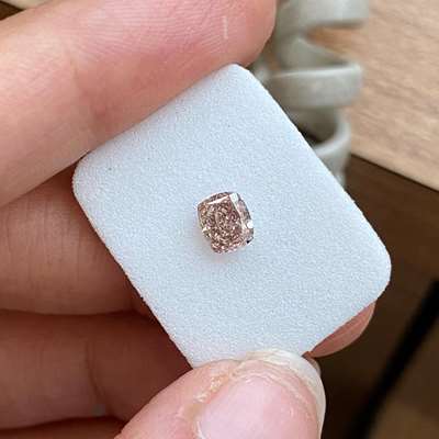 0.58cts Natural Pinkish brown VS2 clarity Cushion shape Diamond