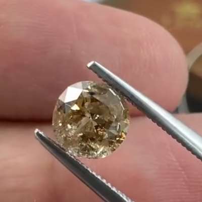 1.06ct Natural Brownish Salt and Pepper Round brilliant Diamond 