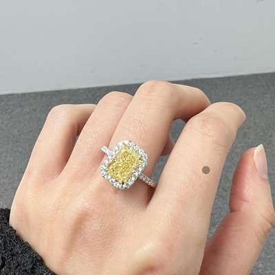 2.53ct GIA Certified Natural Light Yellow (w to x range) VVS2 Clarity Long Radiant Cut Diamond Set In 18k Gold Ring.