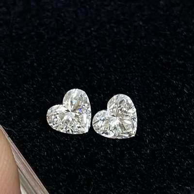 0.46ct & 0.46ct gia certified natural h vvs2 heart pair