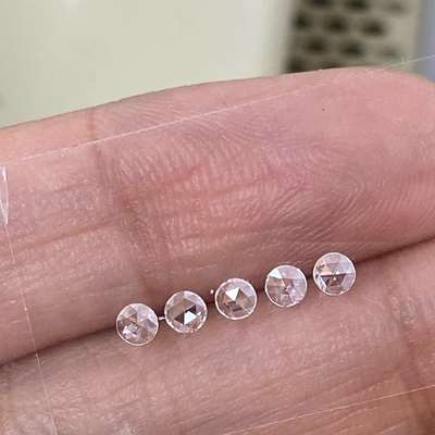 0.20cts total weight 5 pcs Natural G color vs clarity round Rosecut diamond layout 