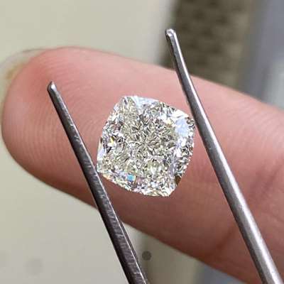 2.01cts GIA certified Natural M color VS1 clarity Cushion shape diamond