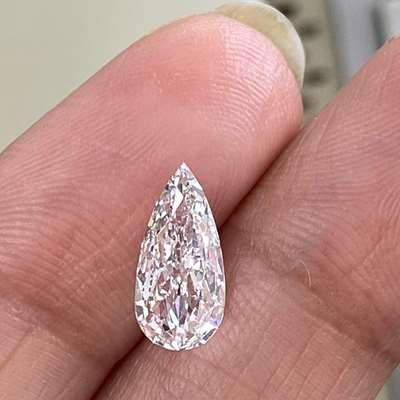 1.08cts GIA certified Natural F color VVS1 clarity long pear shape diamond 