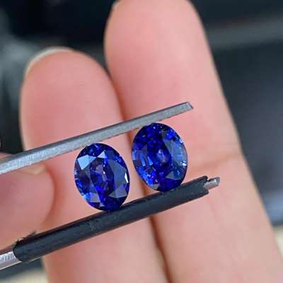 2.25cts Total Weight Matching Pair of Natural Heated Ceylon Blue Sapphire gemstones in Oval shape