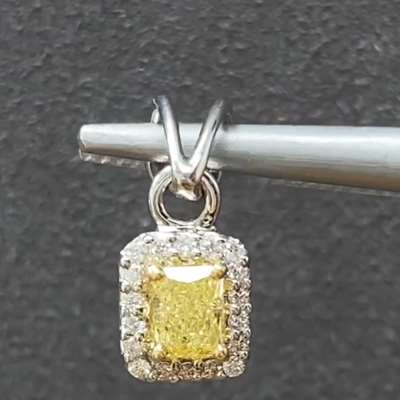 0.26ct Natural Fancy Yellow Radiant diamond set in 18 K Gold Pendant