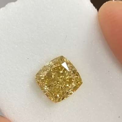 1.36ct GIA Natural Fancy Brownish Yellow colour VVS2 Clarity Cushion shaped diamond