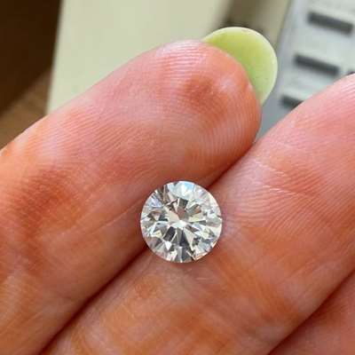 0.91cts Natural grey color si1 clarity round brilliant cut diamond 