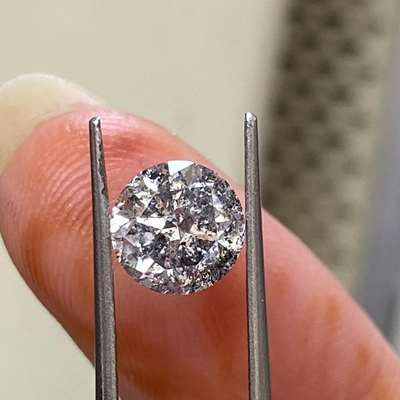 1.50cts Natural salt and pepper round diamond