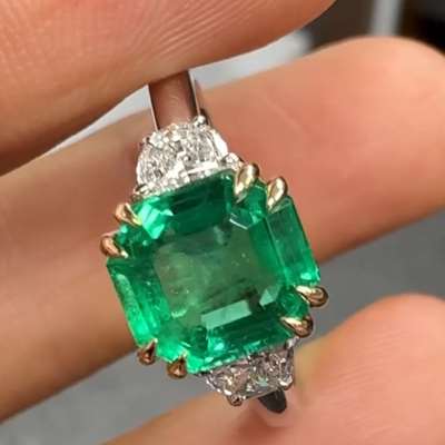 1.96ct GRS Certified Natural Colombian Emerald Gemstone set in 18 K Gold Ring 