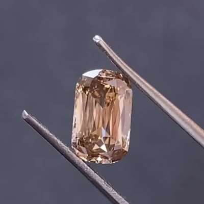 1.11cts Natural brown VVS2 clarity scissor cut long cushion shape diamond 