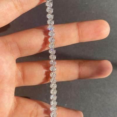 Natural Oval Shape White Diamond Tennis Bracelet Made in Platinum
