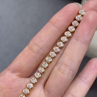 Natural White Diamond Oval Shape Tennis Bracelet In 18k Yellow Gold Bazel Setting