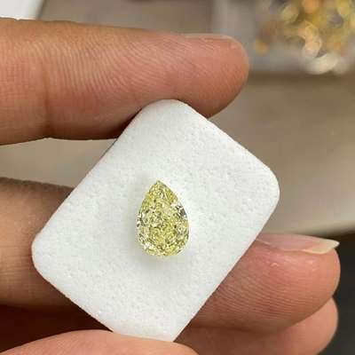 1.50ct GIA Certified Natural Light Yellow (w to x range) VS1 Clarity Pear Shape Diamond