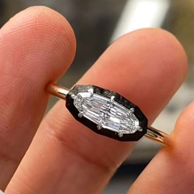 0.7ct GIA Natural G colour VVS2 Clarity Step cut Oval diamond set in 18 K Gold Vintage style Gold!