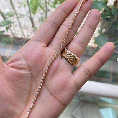 Natural White Diamond Tennis Bracelet Of Round Brilliant Cuts In 4 prong setting in 18k Yellow Gold.