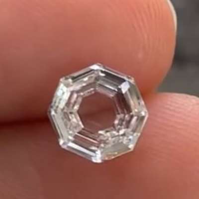 1.04cts GIA Natural F Colour VS2 Clarity Octagonal Step Cut Diamond