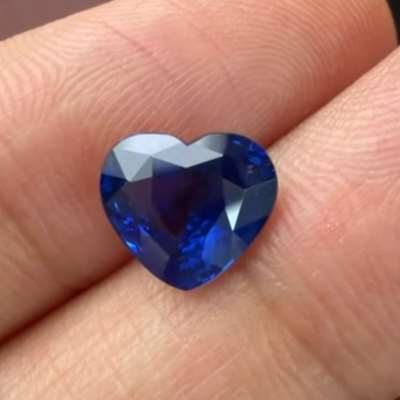 2.51ct GRS Certified Natural HEATED VIVID BLUE Colour Heart shaped Blue sapphire gemstone 