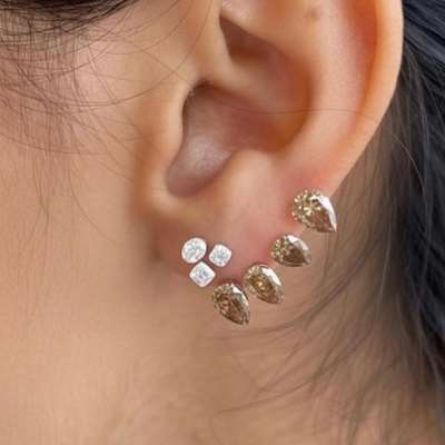 2.62cts total of 8 pcs warm brown si2 clarity pear shape diamonds paired with 0.50cts total of 6 pcs GH color vs-si clarity mix-shape diamonds, 