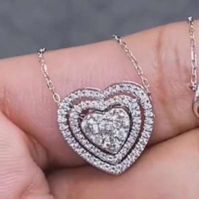 Natural GH SI-I diamonds set in 18 K White Gold Necklaces