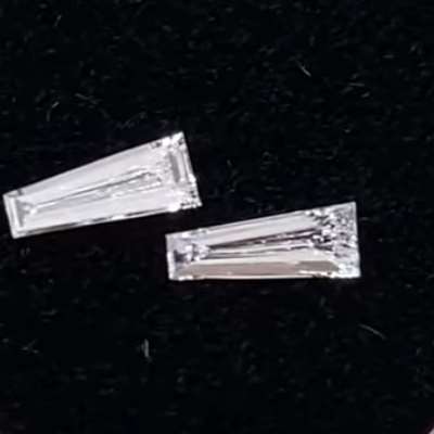 0.31cts total weight pair of natural fg color vvs-vs clarity long tapper shape diamonds