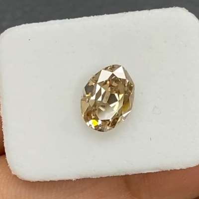 1.55ct Natural Copper Brown Colour VS1 Clarity Old cut Oval diamond