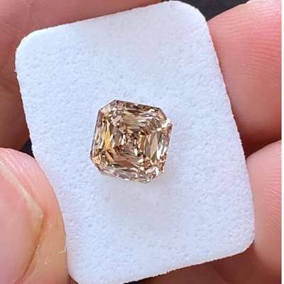 2.04cts Natural Peachy brown vs2 clarity scissor cut Asscher shape diamond
