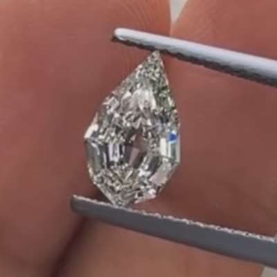 1.02ct GIA-Certified Natural Pear Diamond – J Color, VVS2 Clarity, Step-Cut Beauty