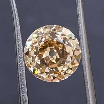 1.99cts Natural Brown Old Cut Round Diamond! 🌟 The rich, velvety brown hue and VS2 clarity