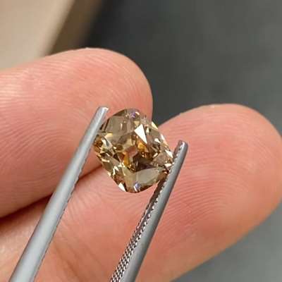  1.68ct natural Copper brown old miner cut diamond. vs2 clarity