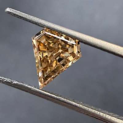  0.84ct Natural Honey Brown diamond VVS clarity