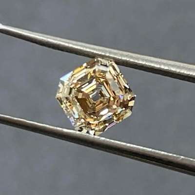 1.50ct natural peachy brown Asscher-shaped diamond the VS1 clarity 