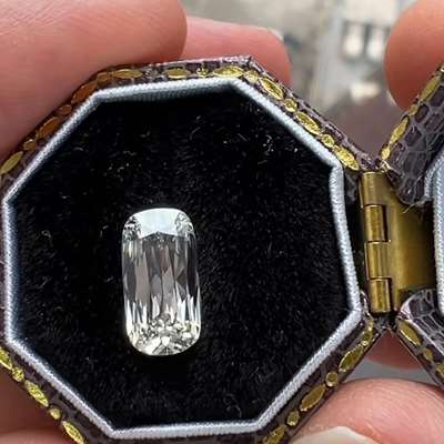  GIA Certified 1.00ct Natural K color VS2 Clarity super super elongated old antique cushion cut diamond.