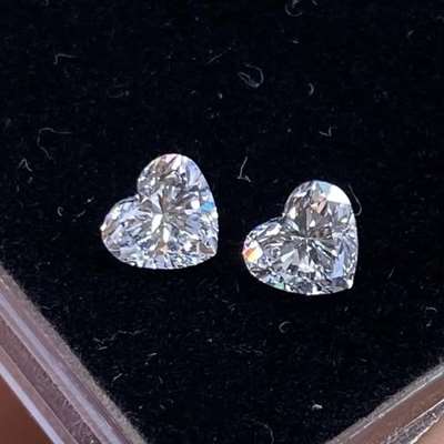 0.46ct & 0.47ct GIA Certified Natural E Color VS1 Clarity Heart Shape Diamonds