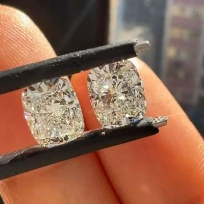 1.00ct & 1.00ct GIA Certified Matching Pair Of Natural i color VVS2 & VS1 Clarity Of Elongated Cushion Cut Diamonds 