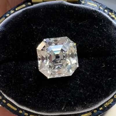 A custom cut 2.09ct M Color Faint brown VS1 Clarity Ild Antique Cut Asscher Shape Diamond 