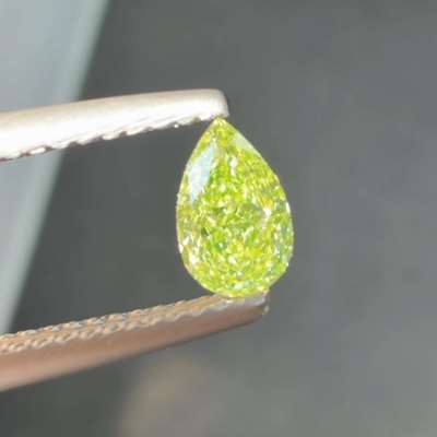0.50ct GIA Certified Natural Fancy Intense Green Yellow SI1 Clarity Pear Shape Diamond 