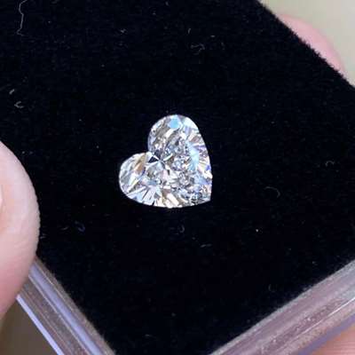 1.00ct GIA Certified Natural i Color VS1 Clarity Heart Shape Diamond 