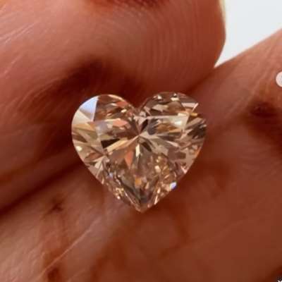 1ct GIA certified natural U-V range, light brown VS2 clarity heart shape diamond 