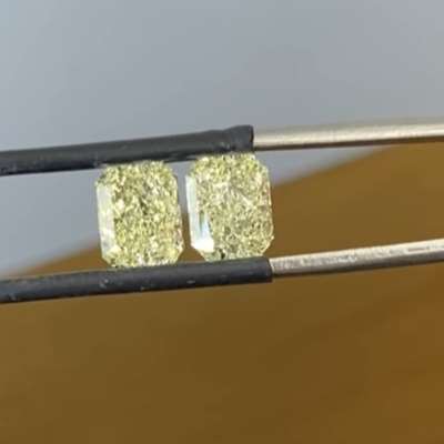 Two radiant shape diamonds, 2.06cts and 2.00cts, GIA certified, beautifully matched in the Y–Z and W–X color ranges with VVS2 and VS2 clarity