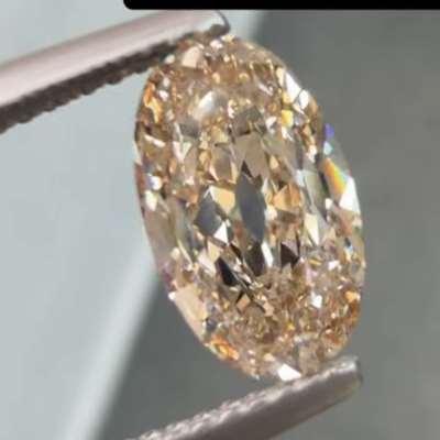 Is 2.01ct GIA Certified Natural U to V range light Brown SI1 Clarity Moval Shape Old Cut Diamond