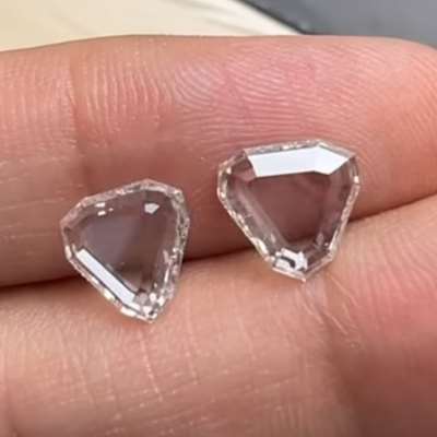 1.94ct Total Weight Matching Pair Of Natural Portrait Cut Shield Shape Diamond