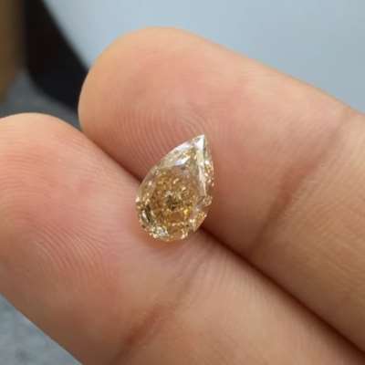 1.51cts natural brown SI1 pear shape diamond carrying a rich brown tone