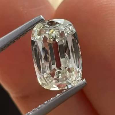 1.19ct GIA Certified Natural L colour VS1 Clarity Long Old Miner Brilliant