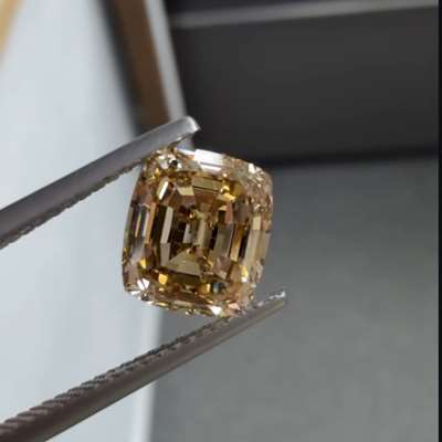 3.02ct Natural Champagne Brown. VS2 Clarity. Elongated Step Cut Cushion.