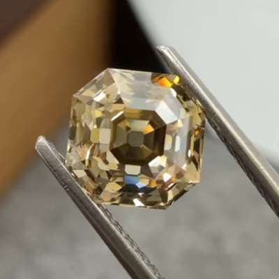 A 2.00ct natural espresso brown SI1 diamond with beautiful cutting